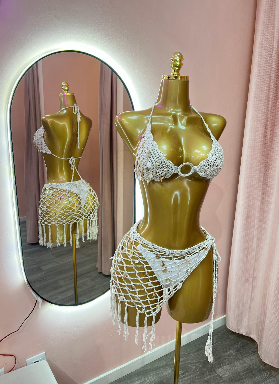 Set Conchita